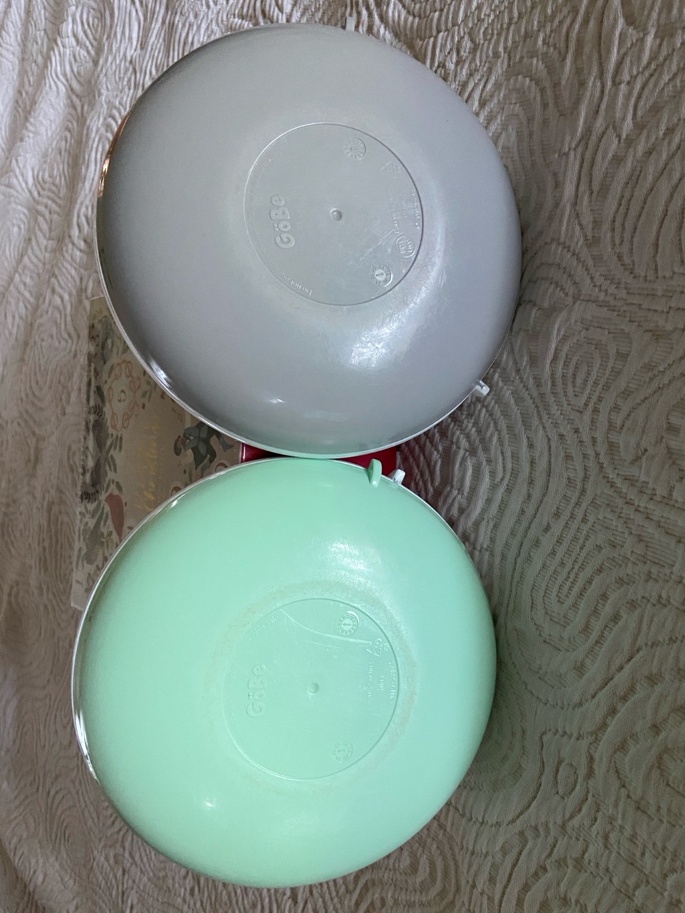 GoBe Small Snack Spinners Set of Two - Picture 4 of 4